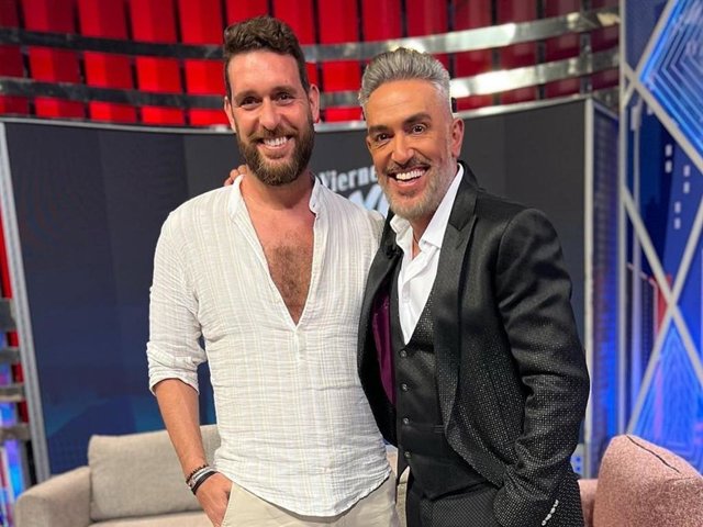 FRAN ANTÓN Y KIKO HERNÁNDEZ EN EL PLATÓ DEL 'DELUXE'