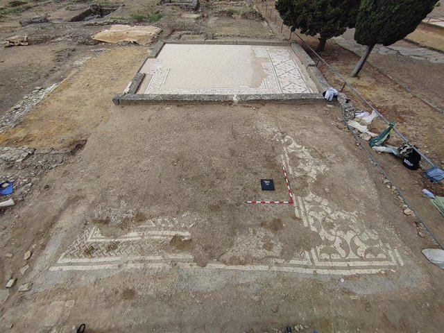 Imagen de un sector de la Casa del Patio Rodio de Itálica