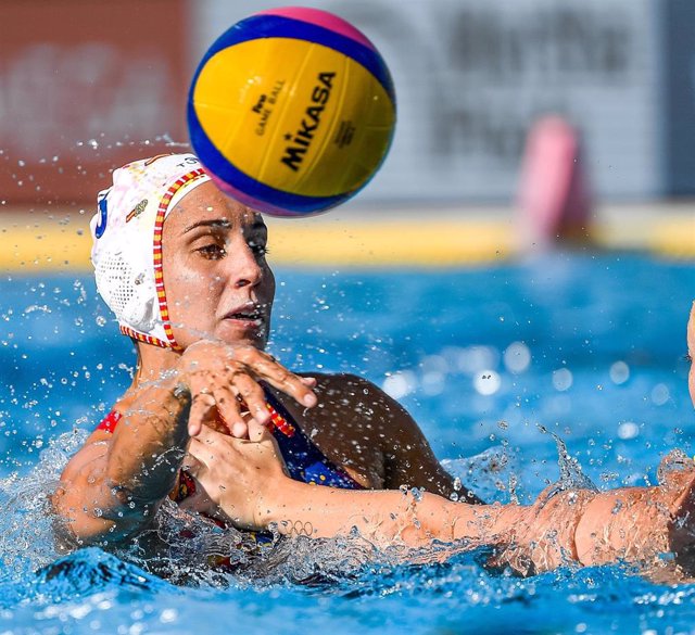 Archivo - España gana a Hungría y se lleva el bronce en la Super Final de la Copa del Mundo femenina.