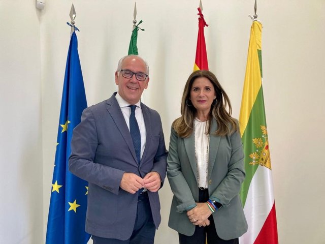 Jesús Estrella y Auxi del Olmo.