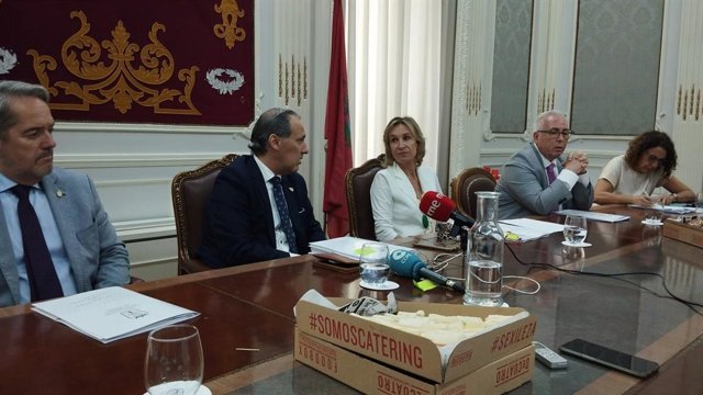 Rueda de prensa del decano del ICAM, Eugenio Ribón