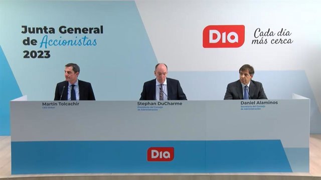 El presidente del consejo de administración del Grupo Dia, Stephan DuCharme, y el consejero delegado global de Dia, Martín Tolcachir