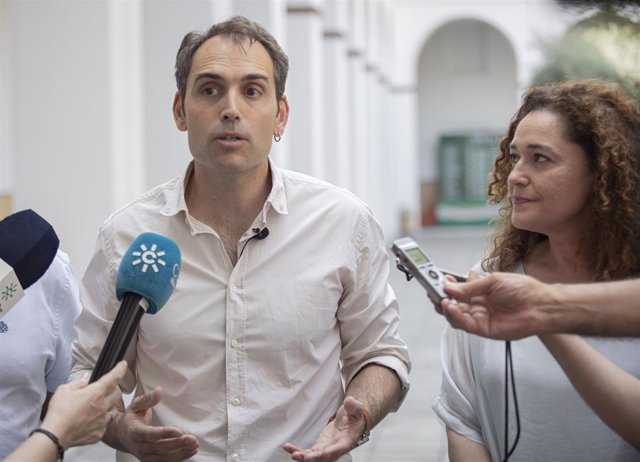 Toni Valero, este jueves en el Parlamento