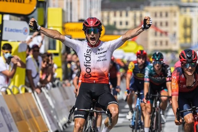 El ciclista francés Victor Lafay (Cofidis) se impone en la segunda etapa de la 110ª edición del Tour de Francia