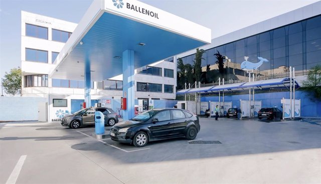 Estación de servicio automática de Ballenoil