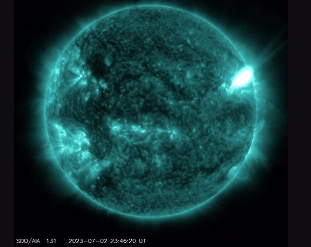 Imagen de la llamarada solar del 2 de julio de 2023