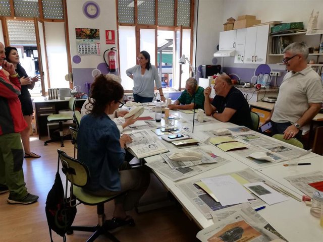 El Ayuntamiento de León inicia los cursos de verano del Centro de Oficios y Artes Plásticas en 14 disciplinas diferentes