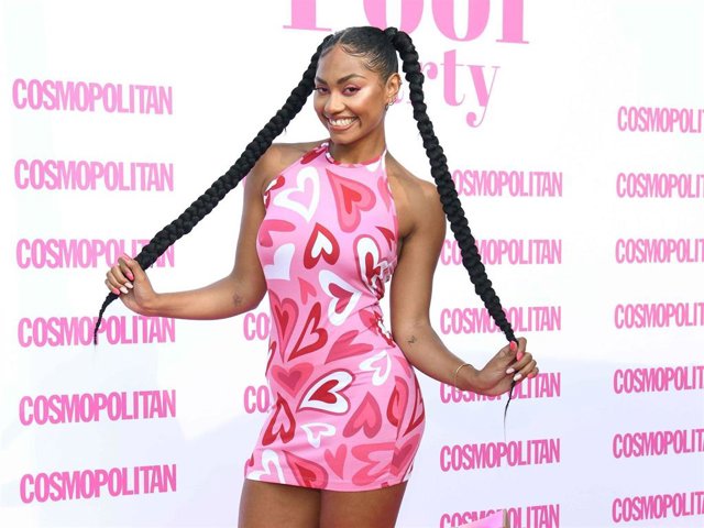 Nia Correia ha deslumbrado luciendo dos de los modelos de sandalias de Deichmann perfectos para este verano