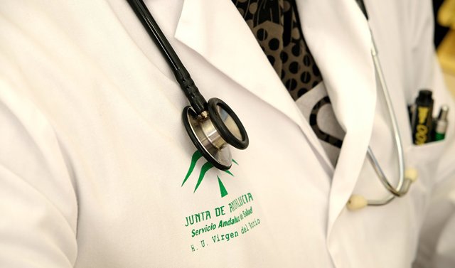 Archivo - Médico andaluz