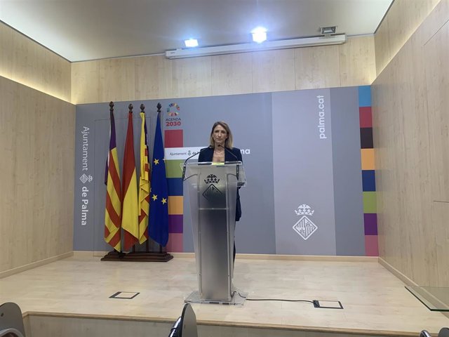 La portavoz del equipo de gobierno municipal y teniente de alcalde de Infraestructuras y Accesibilidad, Belén Soto