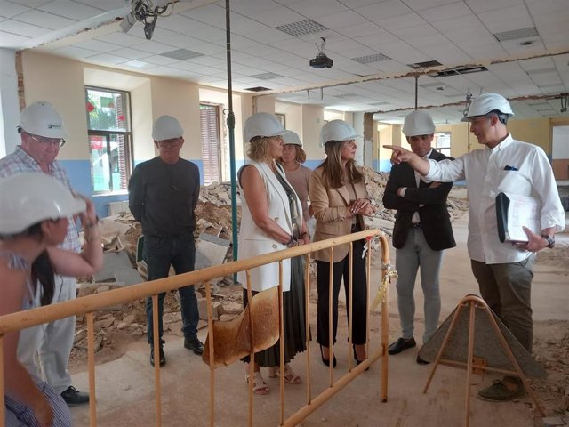 Visita a las obras del instituto.