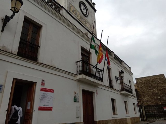 Archivo - Edificio del Ayuntamiento de Tarifa