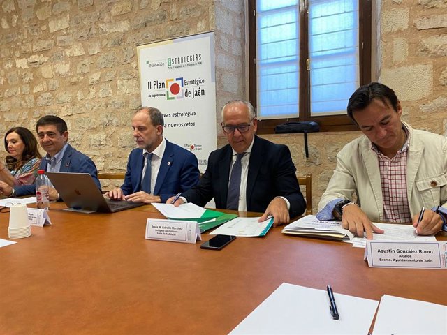 Constitución de la comisión de seguimiento del Cetedex