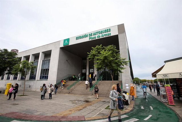 Archivo - Imagen de archivo de la estación Plaza de Armas de Sevilla.