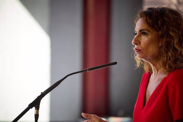La ministra de Hacienda y Función Pública y vicesecretaria general del PSOE, María Jesús Montero.
