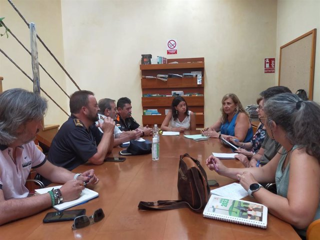 Reunión sobre el dispositivo ante calor extremo.