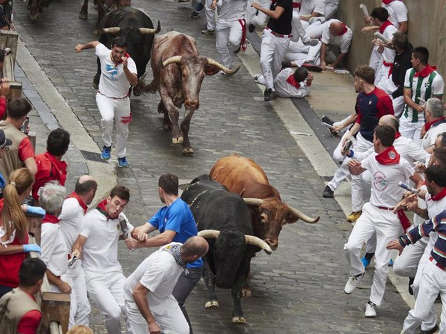 Imagen del quinto encierro de los Sanfermines 2023 protagonizado por toros de Núñez del Cuvillo.