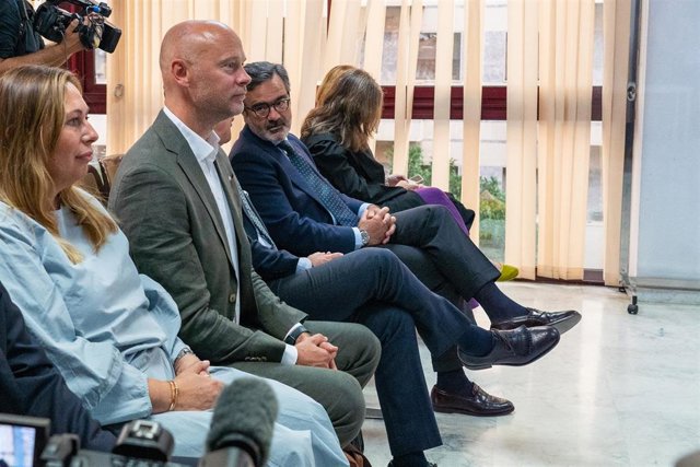 Representantes de la empresa Boliden durante juicio 