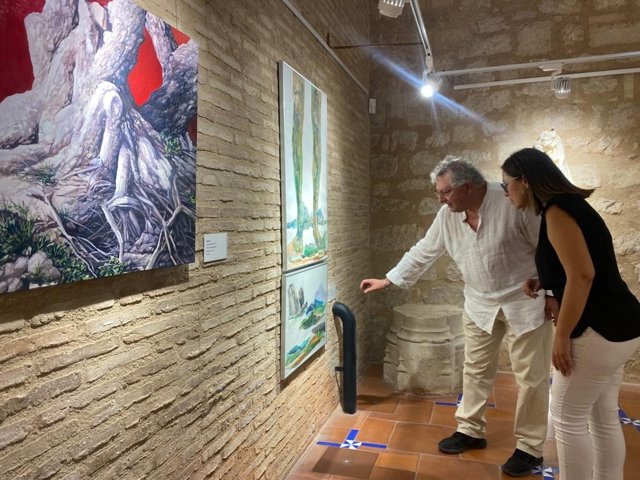 África Colomo durante la visita a la exposición