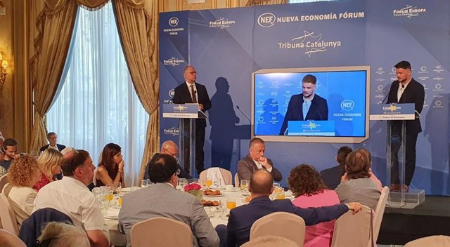 El candidato de ERC por Barcelona al Congreso, Gabriel Rufián, durante la tribuna 'Fórum Europa. Tribuna Catalunya',