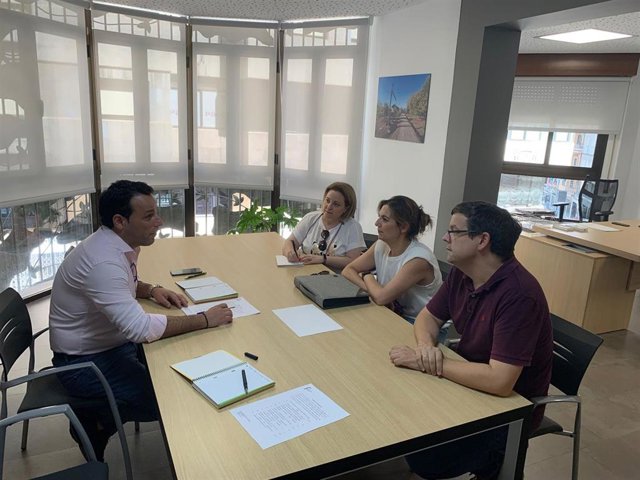 Reunión de Javier Perales con Fampa Los Olivos