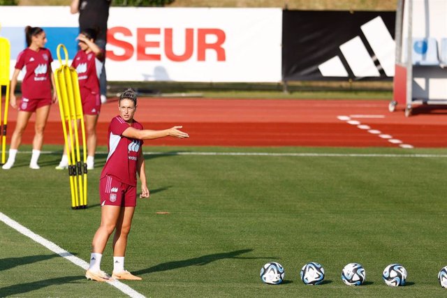 La futbolista española Alexia Putellas, durante un entrenamiento. 