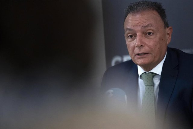 Archivo - El presidente de la CEV, Salvador Navarro