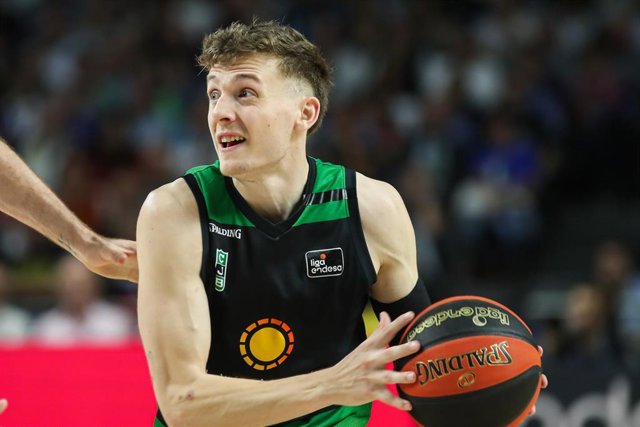 Archivo - Kyle Guy, en un partido con el Club Joventut Badalona.