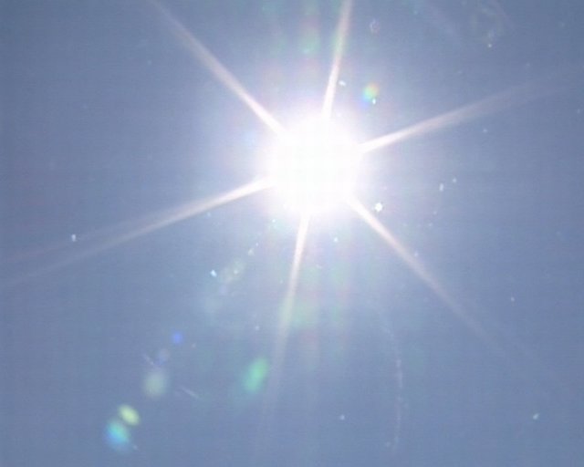 Archivo - Sol, altas temperaturas. Imagen de archivo.