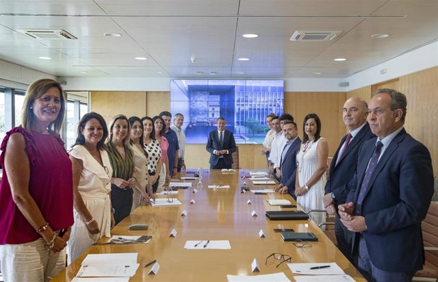 Primera sesión de la Junta de Gobierno de la Diputación de Sevilla.