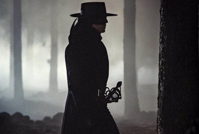 Archivo - Zorro, la nueva serie de Prime Video con  Miguel Bernardeau y  Renata Notni