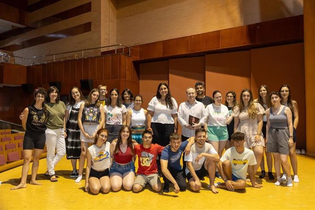 Jóvenes del campo de voluntariado del Festival de Mérida