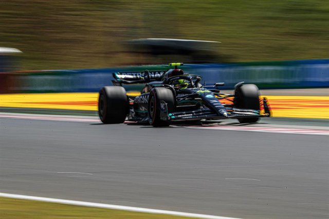 22 July 2023, Hungary, Budapest: British Formula One driver Lewis Hamilton of team Mercedes drives on the Qualifying of the Hungarian Grand Prix 2023 at the Hungaroring. Photo: Alessio De Marco/LPS via ZUMA Press Wire/dpa