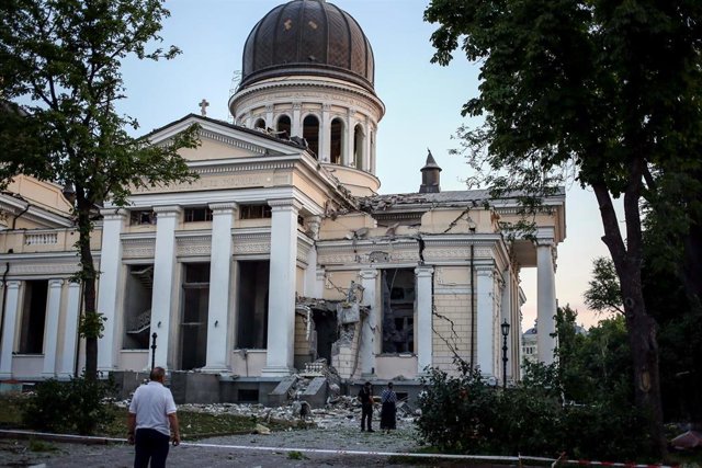 Daños en la Catedral de Odesa tras los ataques rusos contra la ciudad portuaria del sur de Ucrania