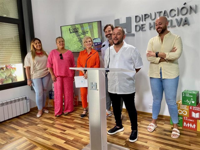 Presentación de 'Rocío- El Musical' en la Diputación de Huelva.