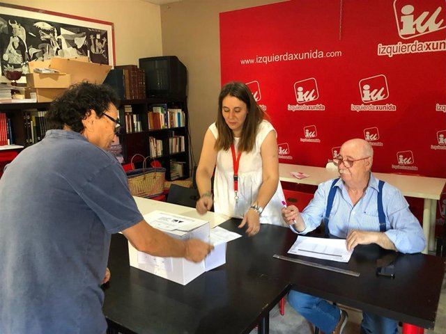 Referendum de IU a pacto de gobierno en Asturias con la FSA.