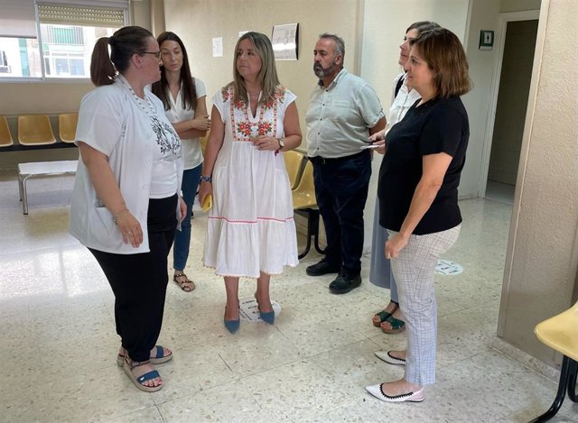 Visita de la delegada al centro de salud Federico del Castillo