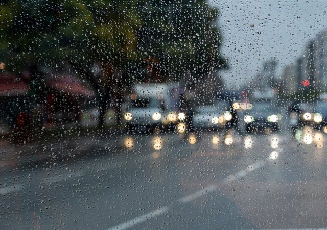 Archivo - Imatge de recurs de pluja