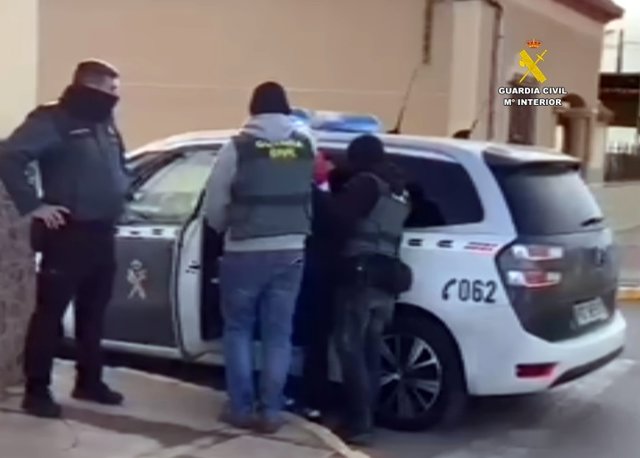 Uno de los detenidos en el marco de la operación 'Portu-Valmatu'.