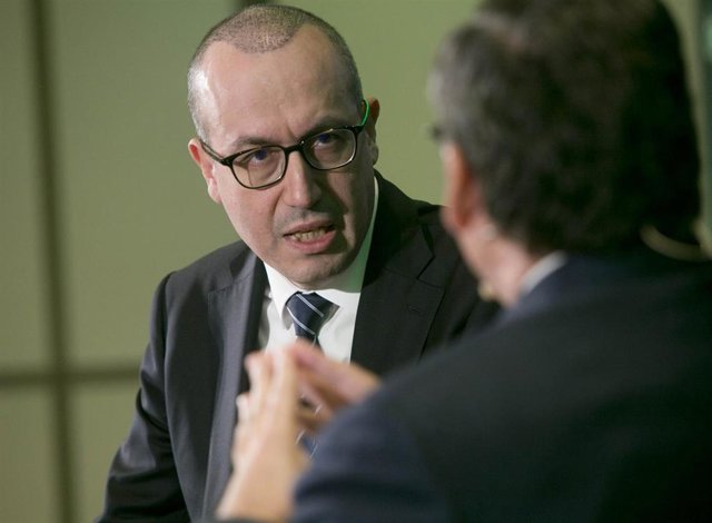 Archivo - El consejero delegado de BBVA, Onur Genç, en el XXIX Encuentro del Sector Financiero, organizado por Deloitte y 'ABC', el 22 de noviembre de 2022.