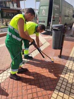 Actuación del plan de limpieza de Melilla.