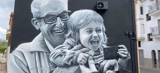 Mural urbano en Castillo de Locubín