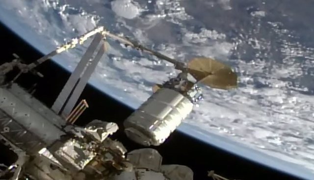 Atraque de Cygnus 19 en la Estación Espacial Internacional