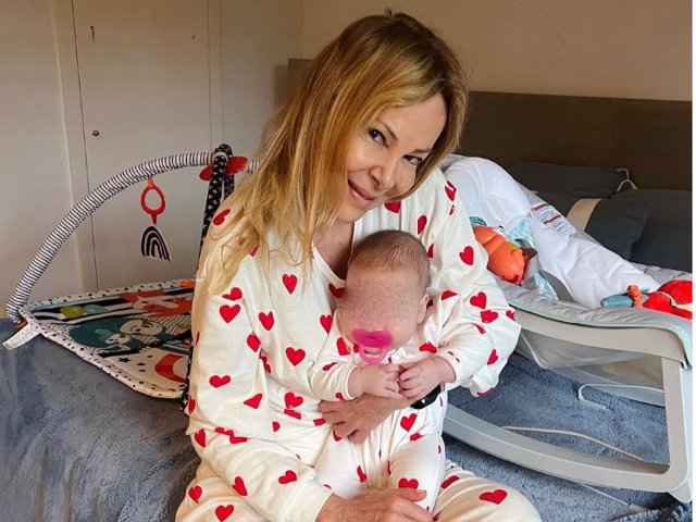 Ana Obregón, con el mismo pijama de corazones que su nieta Ana Sandra