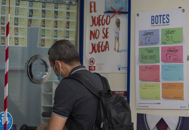 Archivo - Una administración de loterías.