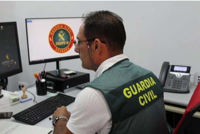 Archivo - Agente de la Guardia Civil, en imagen de archivo