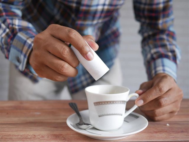 El estudio aborda los efectos del consumo de edulcorantes artificiales