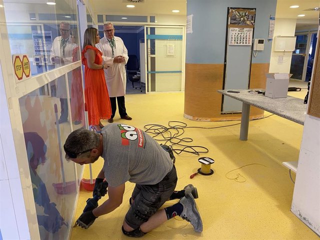 Renovación de suelos en la UCI de Pediatría del Hospital Universitario de Jaén