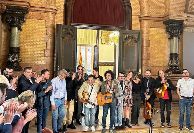 Archivo - Arxiu - El Parlament aprova donar suport a que la rumba catalana sigui Patrimoni de la Unesco,  el 3 de maig de 2023