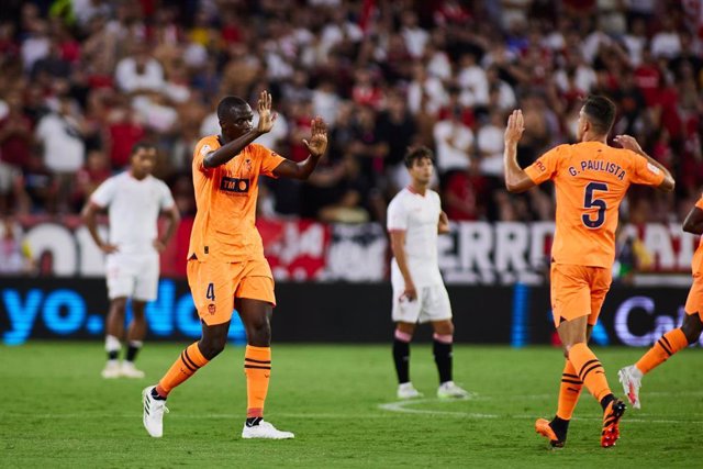 Mouctar Diakhaby of Valencia celebrates a goal during the Spanish league, LaLiga EA Sports, football match played between Sevilla FC and Valencia CF at Ramon Sanchez-Pizjuan stadium on August 11, 2023, in Sevilla, Spain.